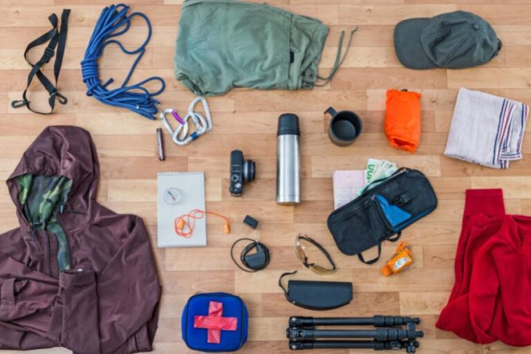 5 Most Important Things to Bring Camping [Expert Advice] - Selfcampers